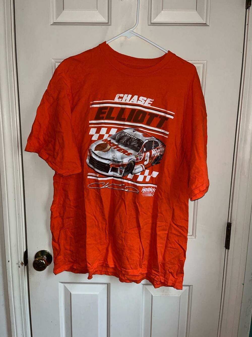 NASCAR Chase Elliott #9 Hooters Orange T-Shirt 2XL